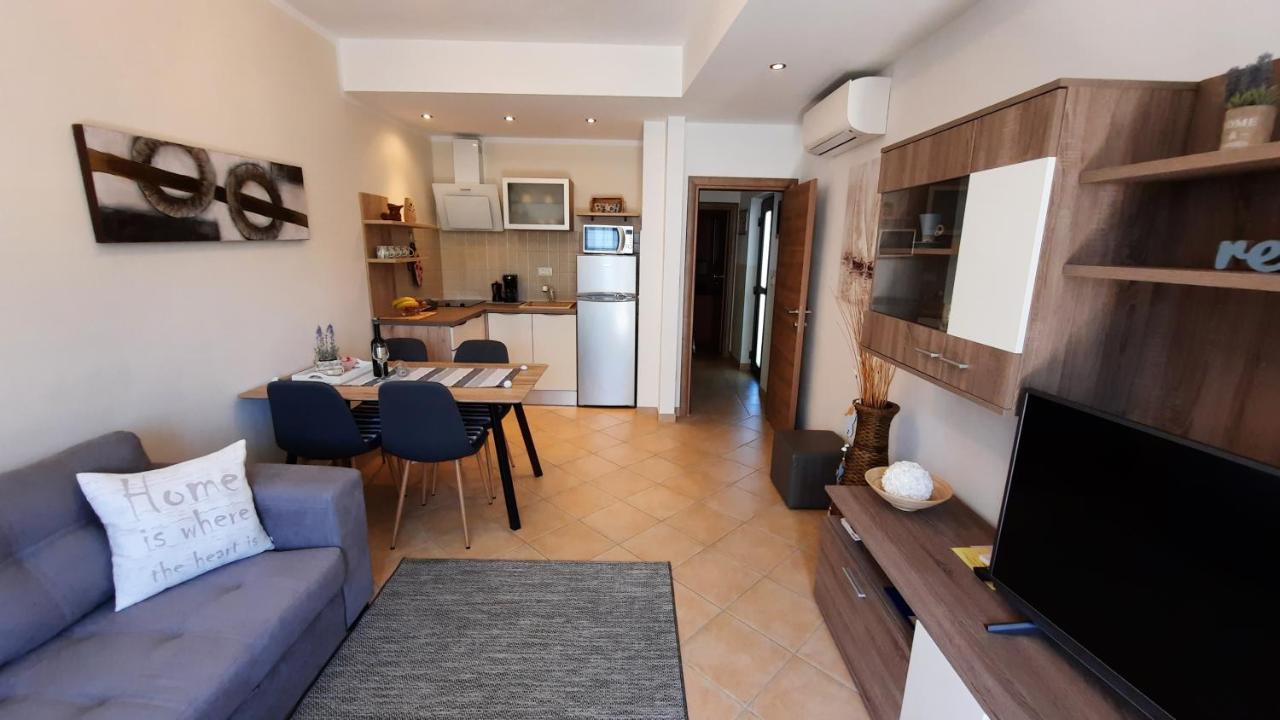 Apartments Alea Rovinj Exterior photo
